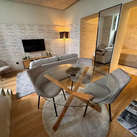 Downtown River Superior New Flat Apartment *